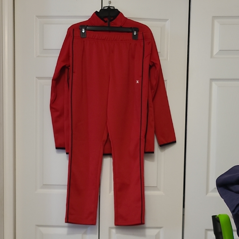 Xersion Quick-Dri Red Jacket - Picture 2 of 5